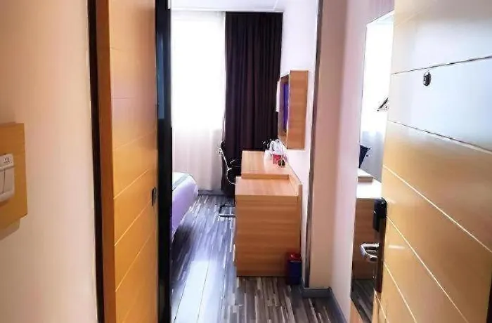 City Comfort Inn Maoming High Speed Railway Station Wenming Road