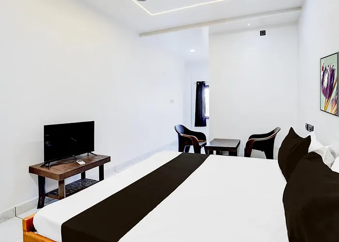 Hotel O The Grand Shreeji
