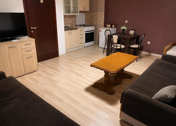 Struga Rooms-Dhoma-Sobi