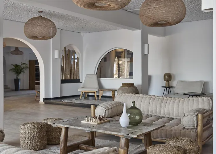 Pounda Resort Paros, A Member Of Radisson Individuals