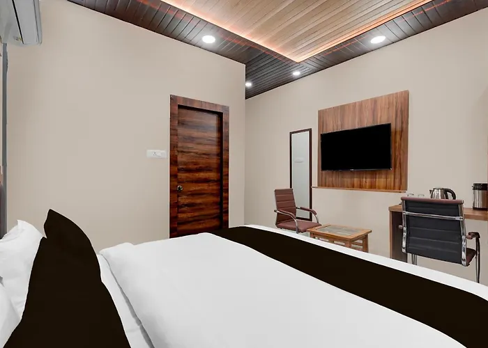 Hotel O The Gomti Glitz