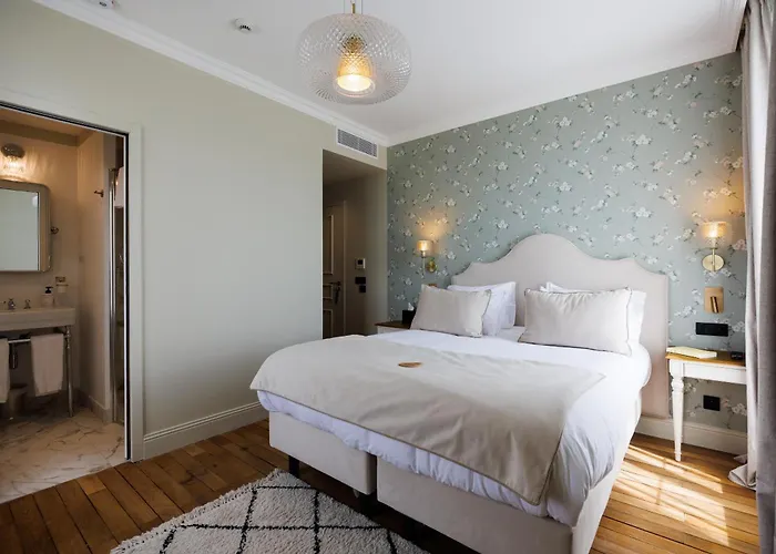 Villa Edmond Hôtel&Spa - Maison Blanche Bièvres