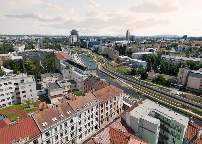 Hotel Riverside By Goodnite Cz