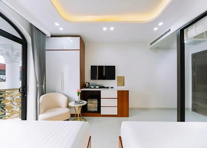 Six Brothers Boutique Hotel