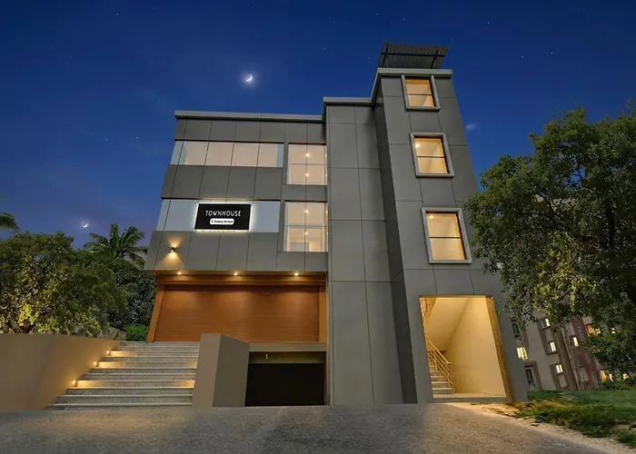 Super Townhouse Golden Temple Manikonda