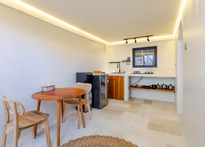 Djati Retreat & Yoga Lounge By Pertama Stay