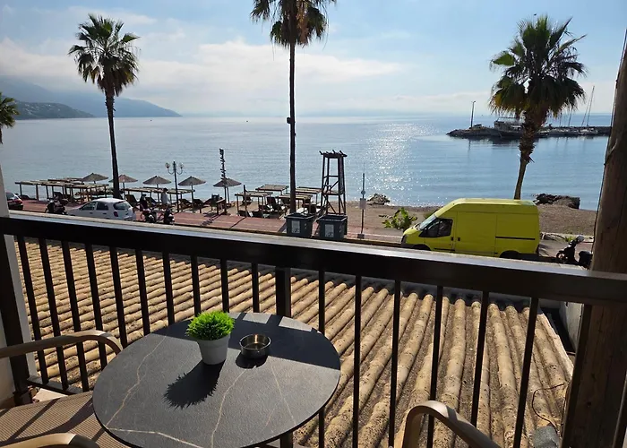 Coco'S Corfu Apartments