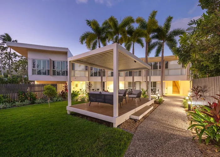 Picnic Bay Hotel