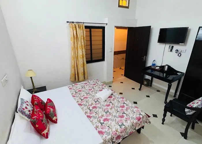 Hotel Shree Jmm S14 Near By