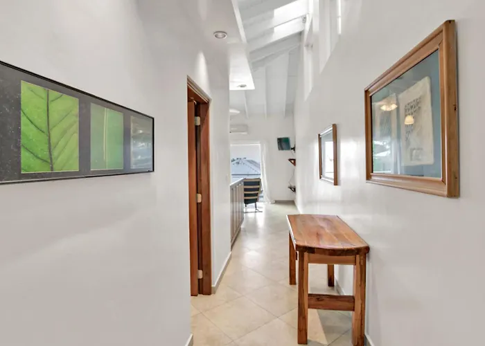 Sea Vue Luxury Vacation Condominiums