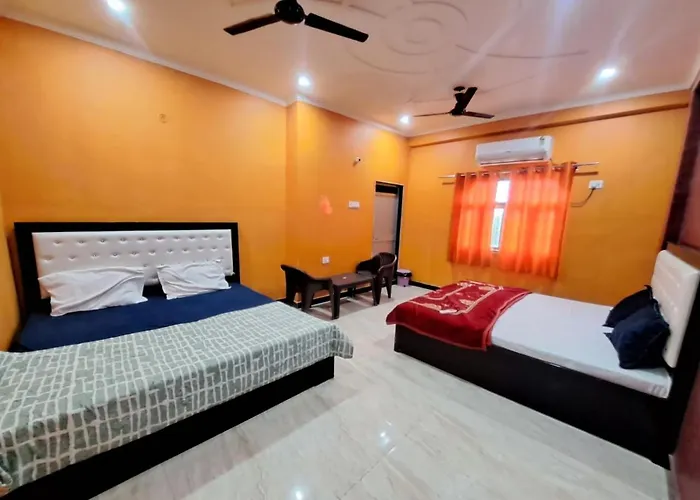 Hotel Anuj Palace L Near Ram Mandir