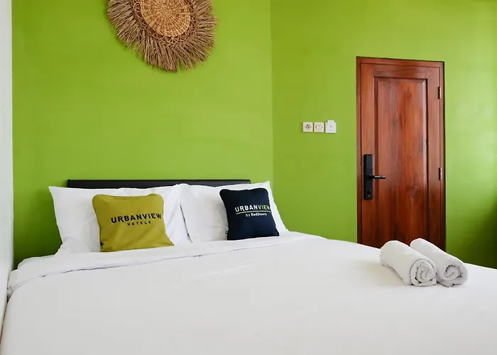 Urbanview Ant Living Near Jalan Slamet Riyadi Solo