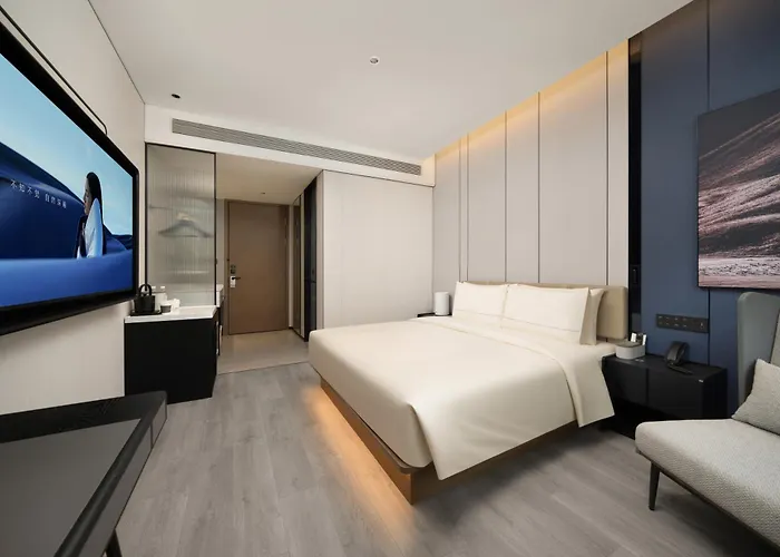 Atour Hotel Pengbo Central Plaza Lanzhou Zhongchuan Airport