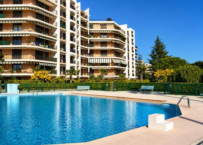La Marina Cannes Suites