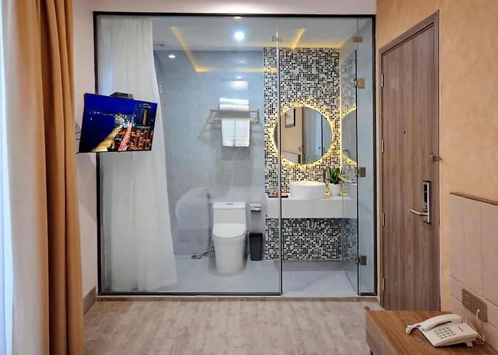 Violet Hotel 2