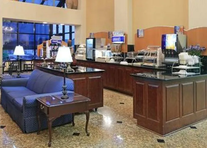 Southaven Inn Express - Memphis International Airport/Graceland