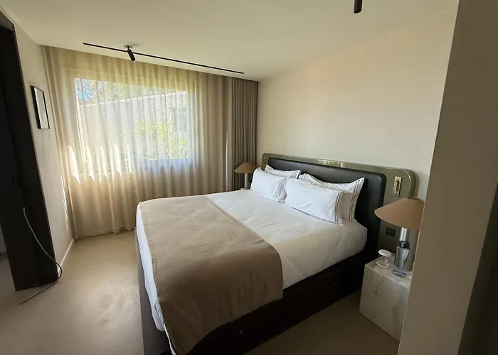 Rosemary Hotel