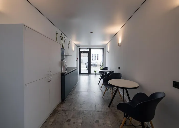 N17 Hotel