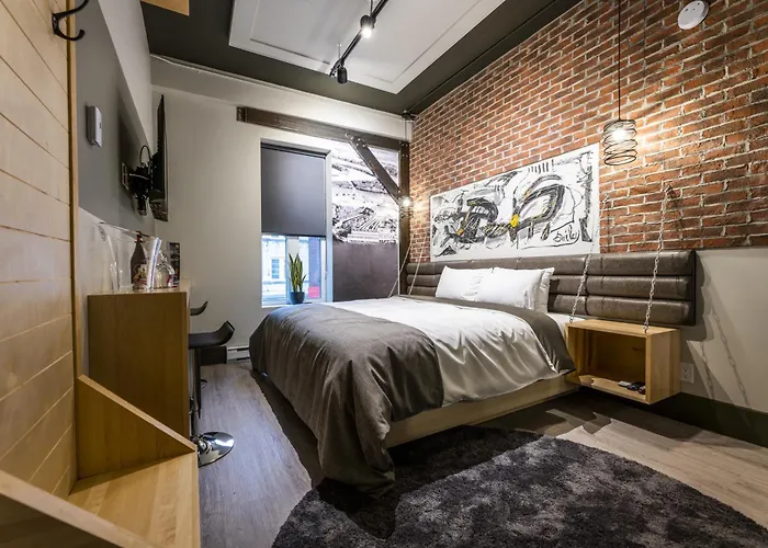 La Suite Hotel