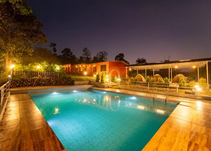 Dandeli Lake Leaf - Dandeli Resort