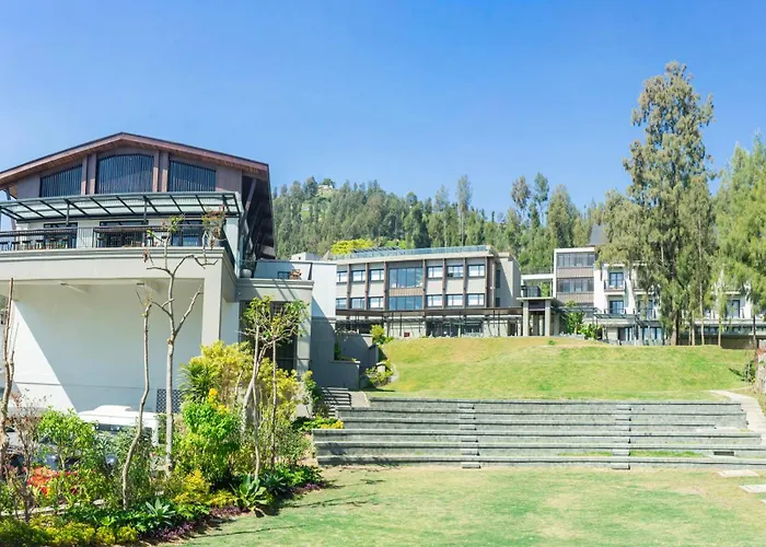 Jambuluwuk Bromo Resort