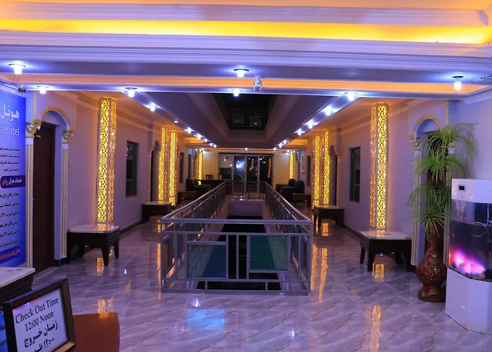 Roshan Plaza Hotel