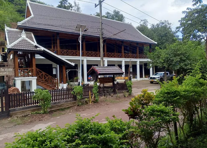 Le Charme Pakbeng Villa
