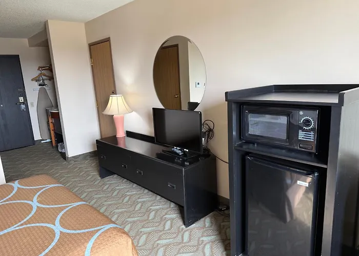 Dodgeville Inn & Suites