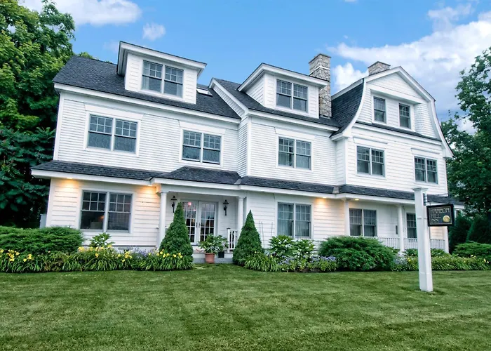 York Harbor Inn