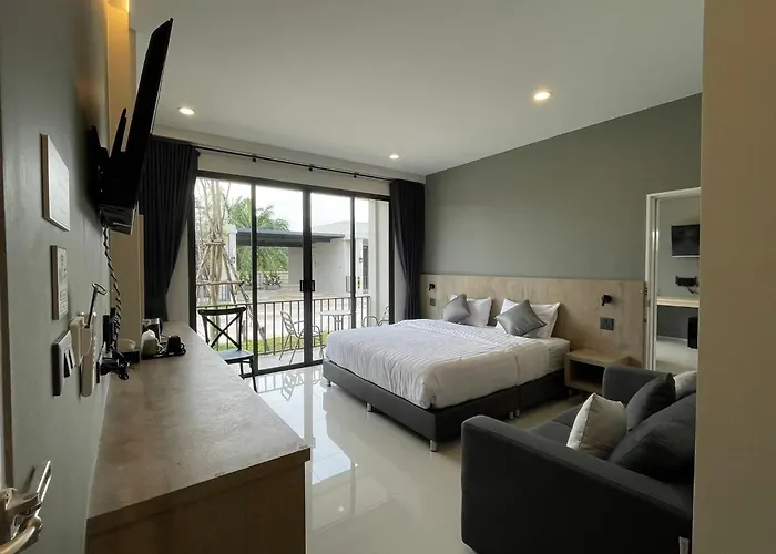 BLU-LIB Hotel