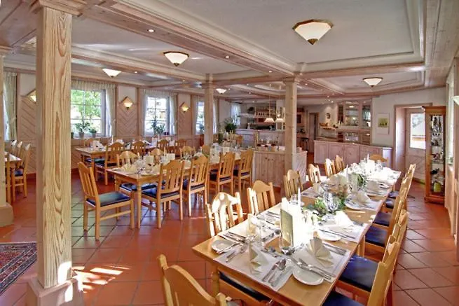 Hotel Weinstube Gutshof