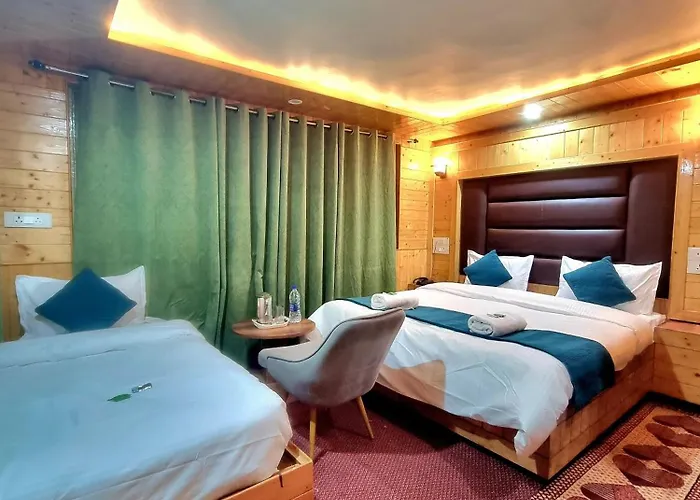 K2 Alpine Hotel