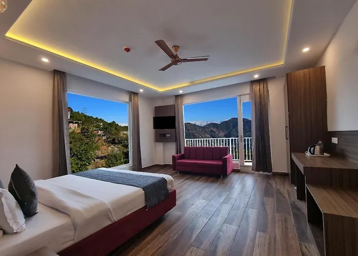 Hotel Luxe Vista Dalhousie By Snow Crest