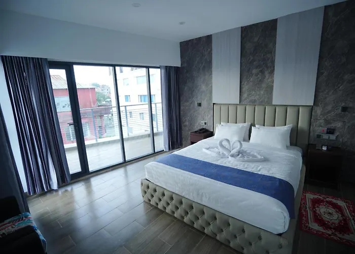 Hotel Crown Park Ltd