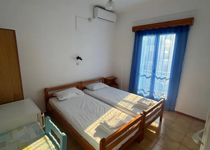 Faros Rooms Armenistis