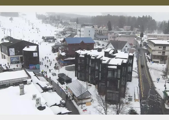 Cedars Hotel Hakuba