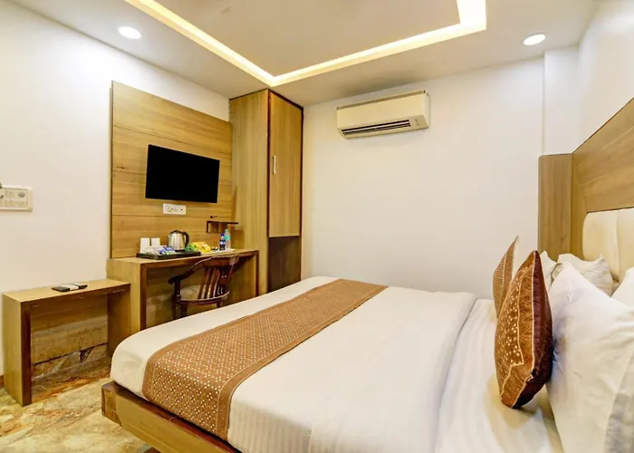 Hotel Ivy Near Delhi Airport