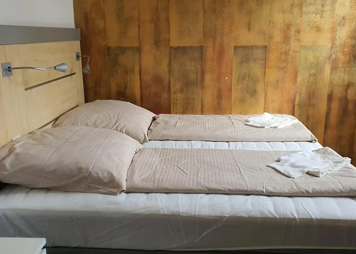 Hotel Moji 5 Solingen