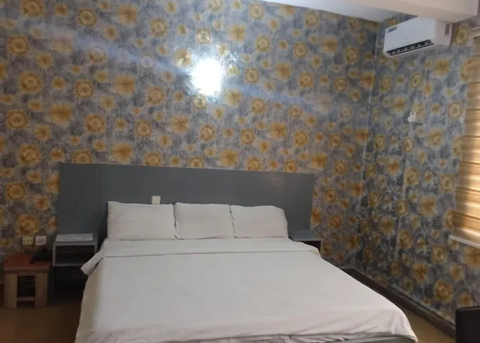 Transit Care Hotel