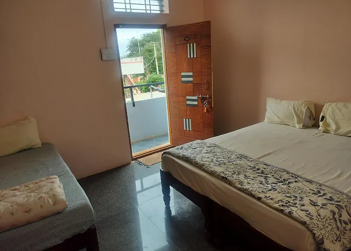 Swarna Lodge