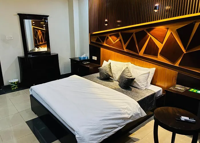 Sapphire Stays Hotel And Restaurant