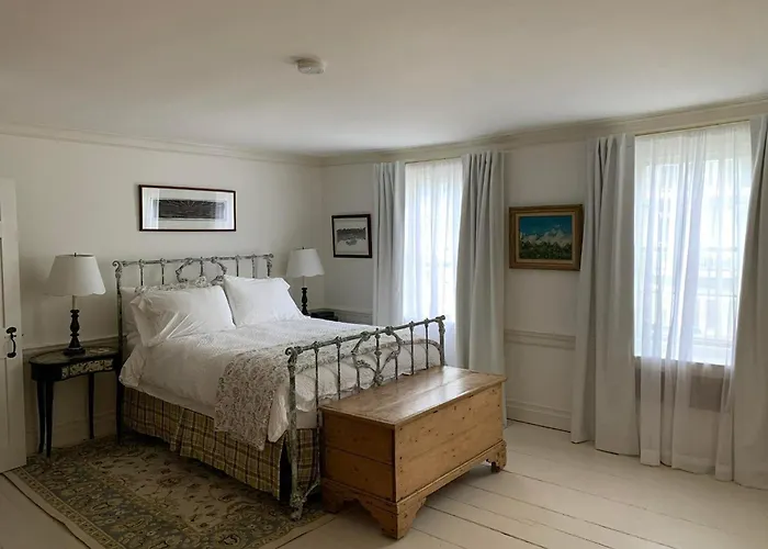 Windsor House Inn