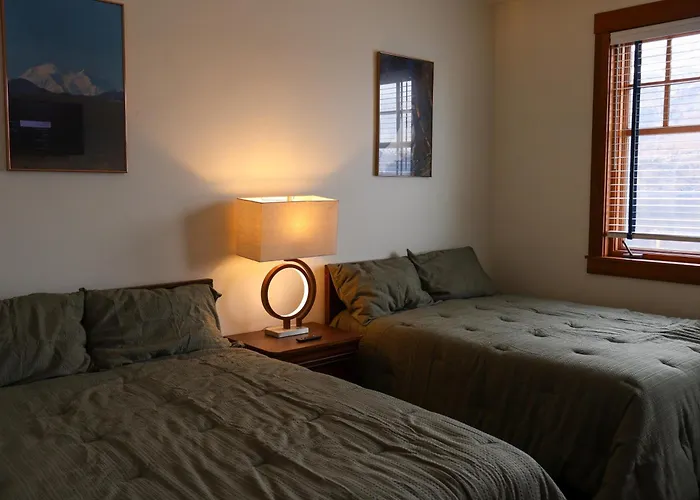 Inn At Whittier