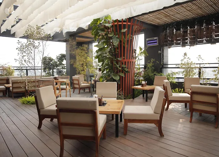 Hotel Subansiri