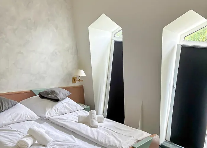 Hotel ALMA