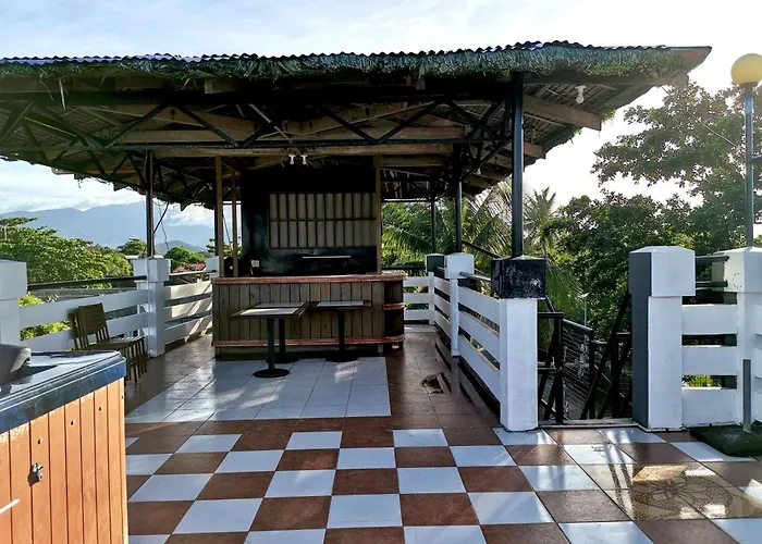 Villaroman Inn