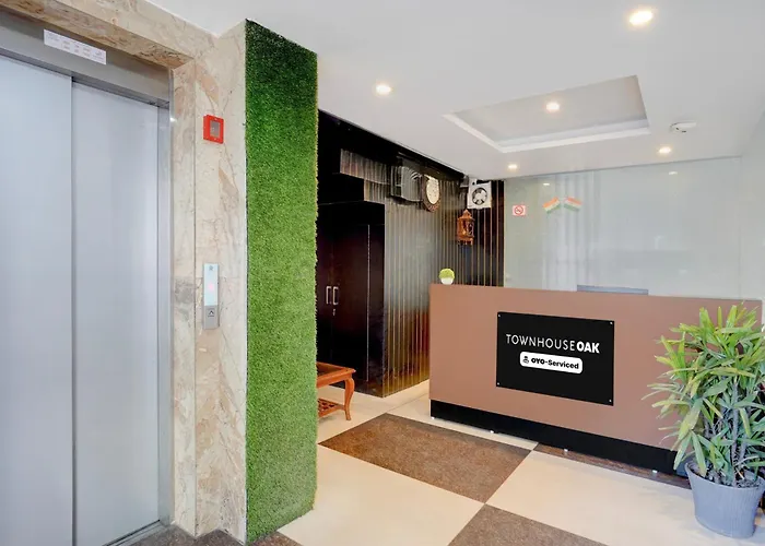 Super Townhouse Oak Isbt Bus Terminal Dehradun Formerly Hotel Himalayan