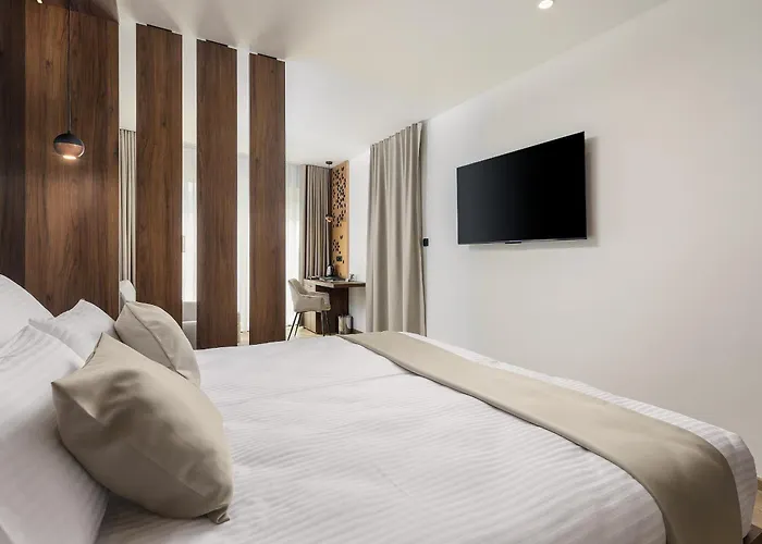 Hotel Eden