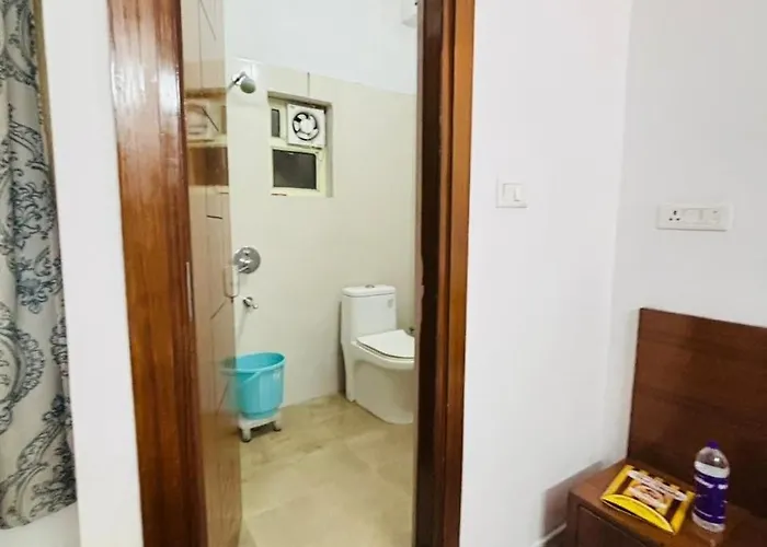 Hotel King'S Residency