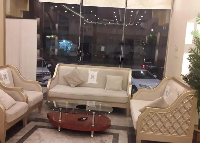 شقق المضيف الاول للشقق المخدومة 2
